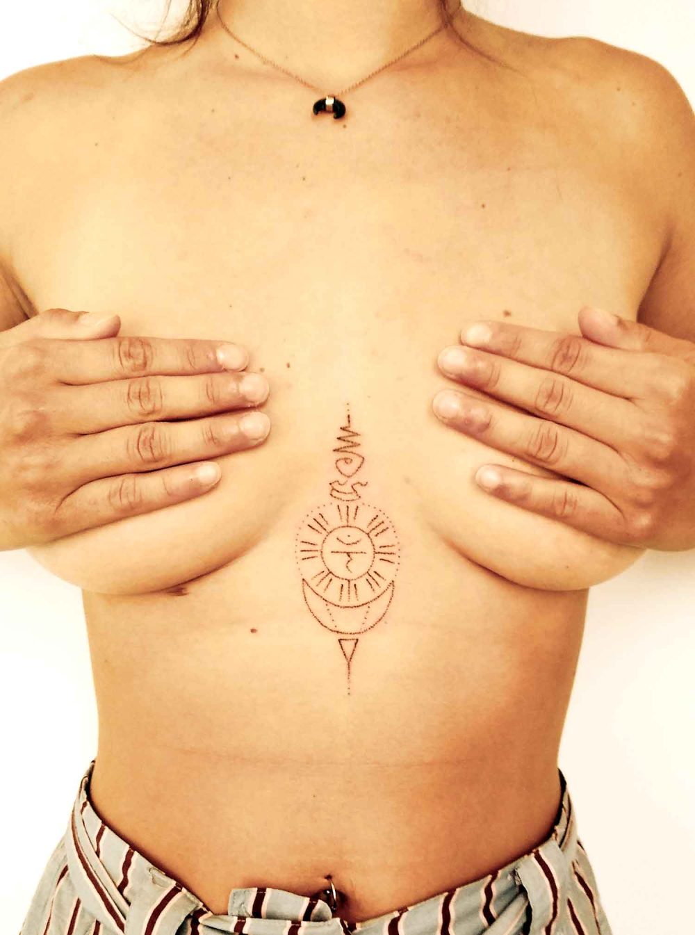 Tatouage Poitrine Spirituel